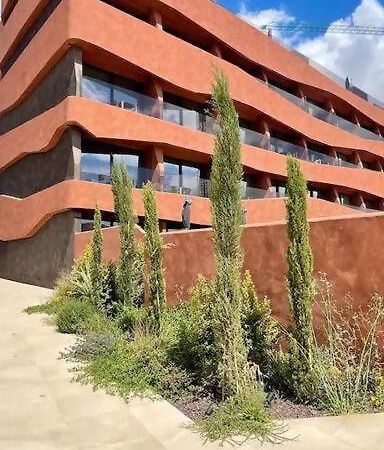 Resort Y Piscina Junto A La City Murcia Exterior foto