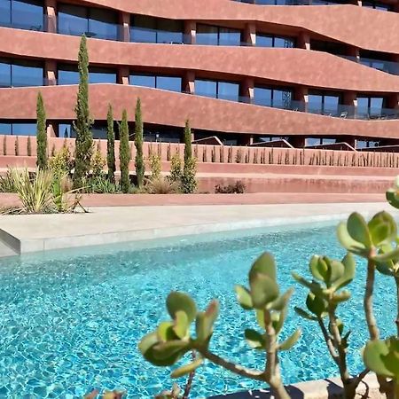 Resort Y Piscina Junto A La City Murcia Exterior foto